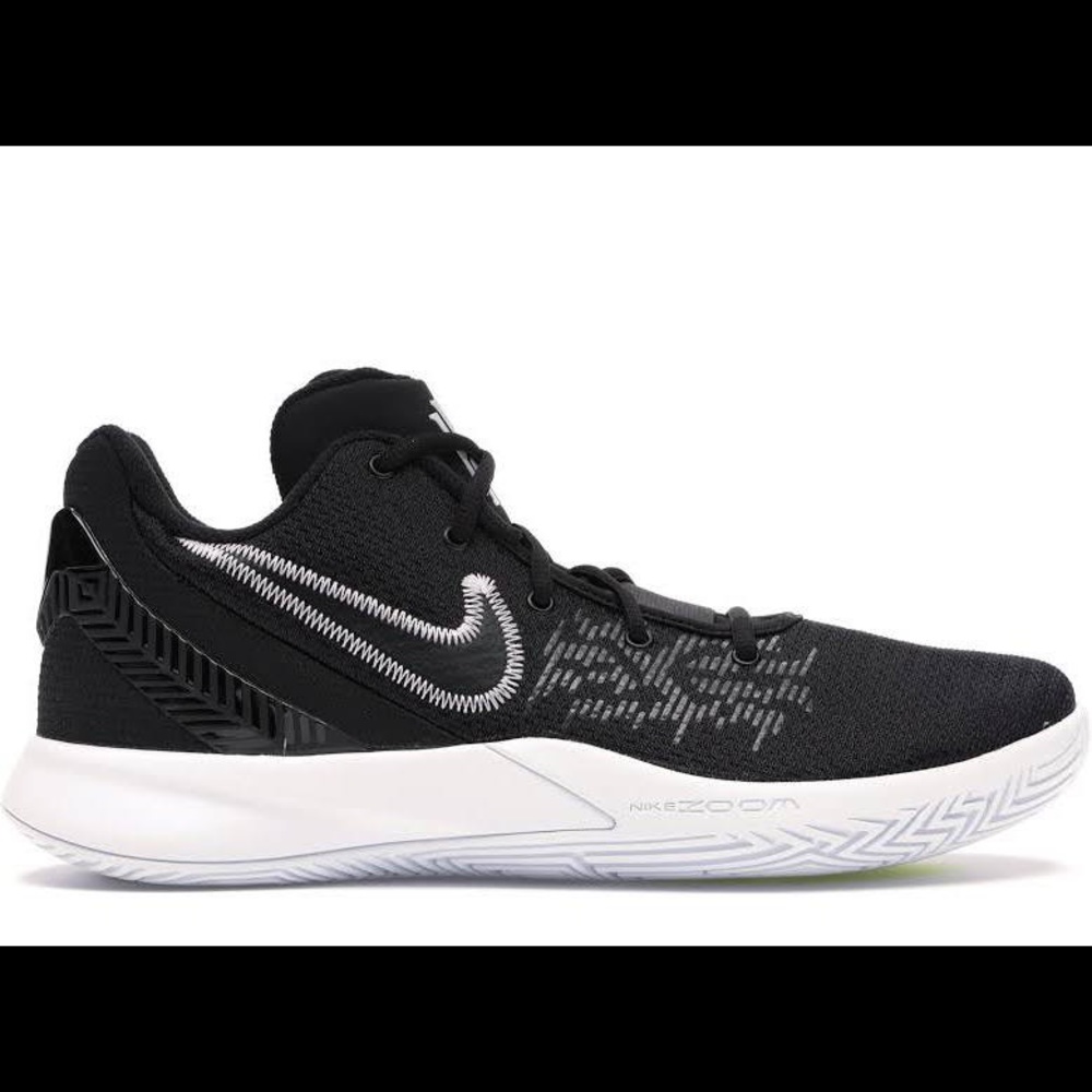 Black kyree basketball shoes